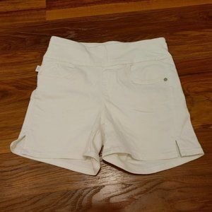 Women's Stretchy pull on White blue jean shorts.